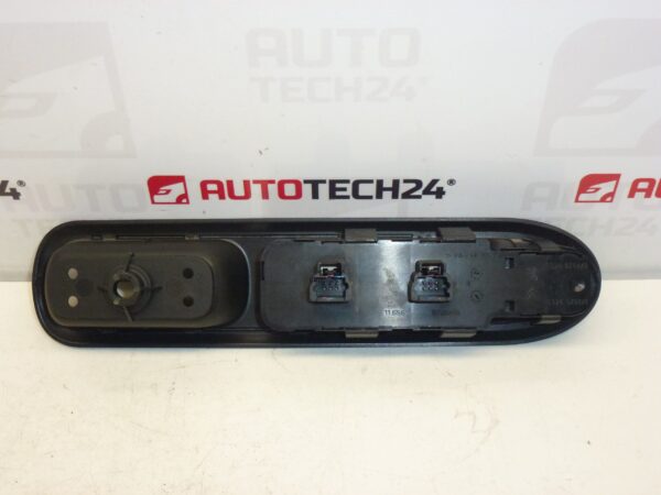 Commande de vitre Peugeot 407 96468704XT 6554ER