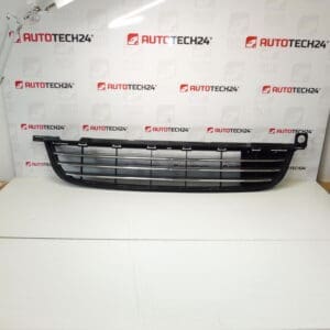 Grille de pare-chocs avant Peugeot 5008 9687437577 9686182677 7422E2